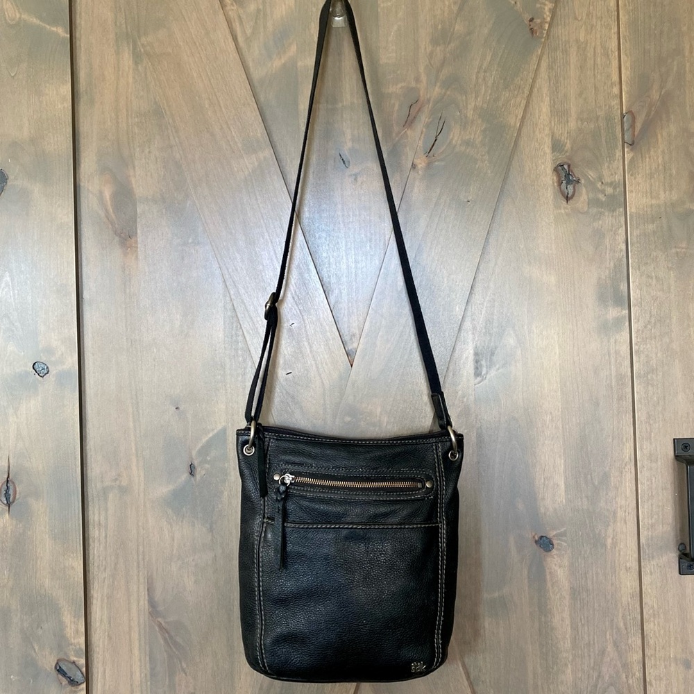 THE SAK Pebbled Crossbody Shoulder Bag Genuine Leather Adjustable Strap Black